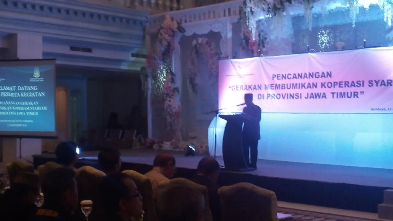 Gerakan Membumikan Koperasi Syariah