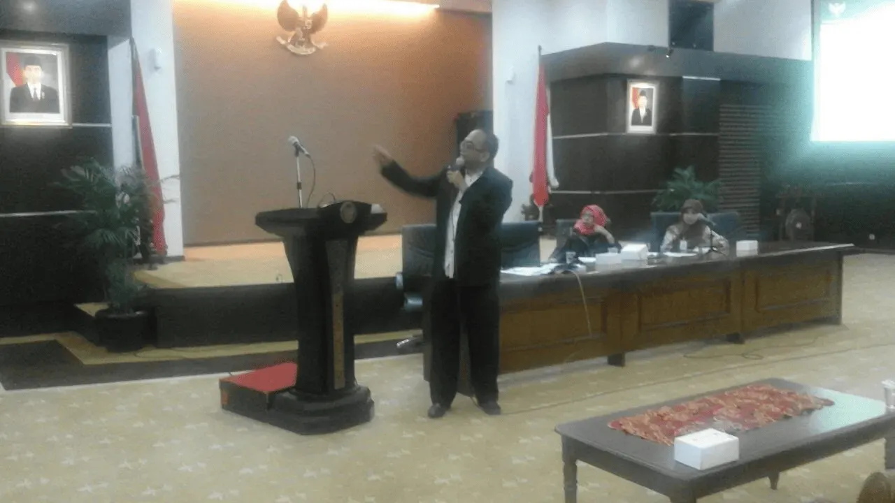 Kuliah Umum Regulasi dan Kegiatan Usaha Simpan Pinjam oleh Koperasi